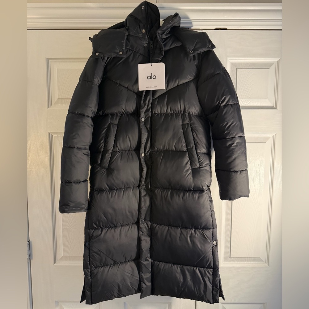 NWT Women's Alo Gold Rush Trench Black Puffer Coat